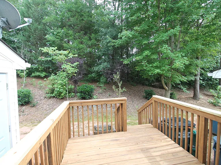 7309 Sun Dance Dr — Photo 35