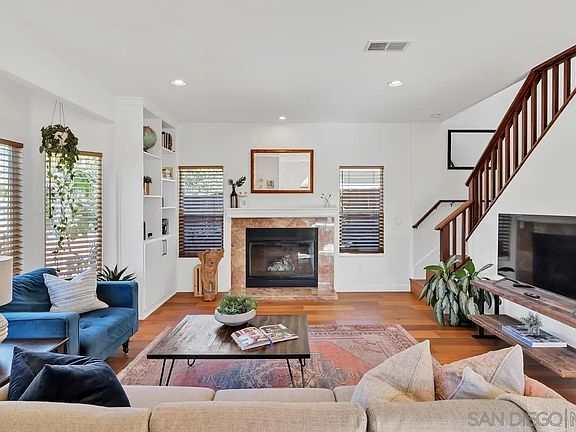 2nd image of 4755 34th St