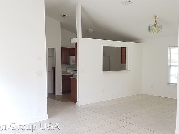 3rd image of 7807 Mordecai Ct