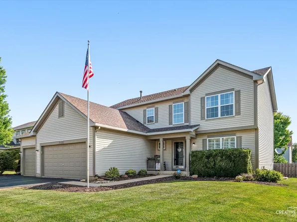 712 Christopher St, Plano, IL 60545