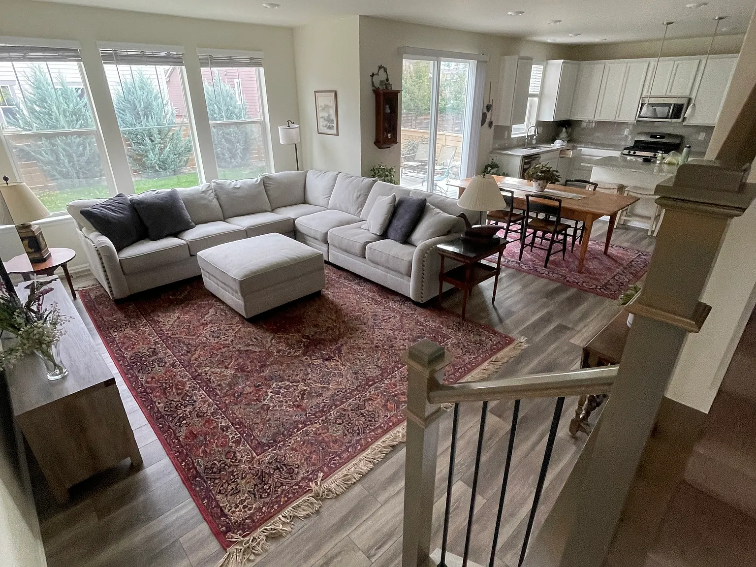4 bed, 2.5 bath, 4975 sqft, $3,100 — Photo 4