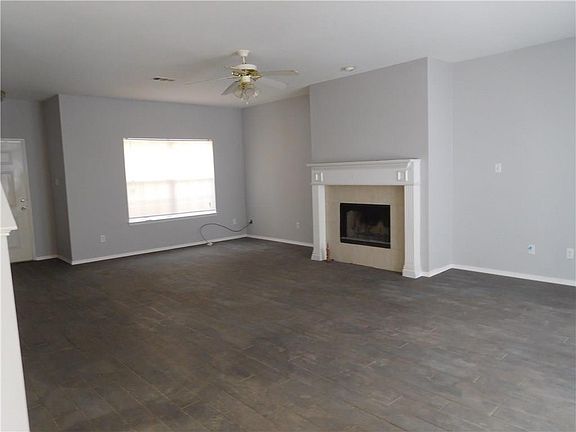 2nd image of 2836 Trailhouse Dr