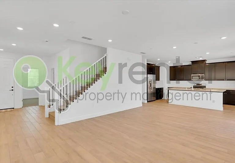 224 Twilight Peak Ct — Photo 9