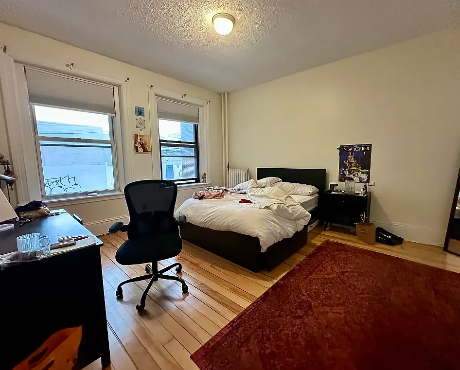 4 bed, 1285 sqft, $4,800 — Photo 1