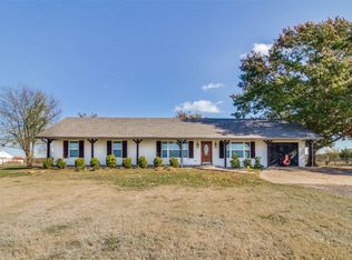 2299 Fm 814, Trenton, TX 75490