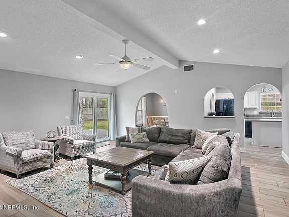 3rd image of 4380 PRINCESS LABETH Court W