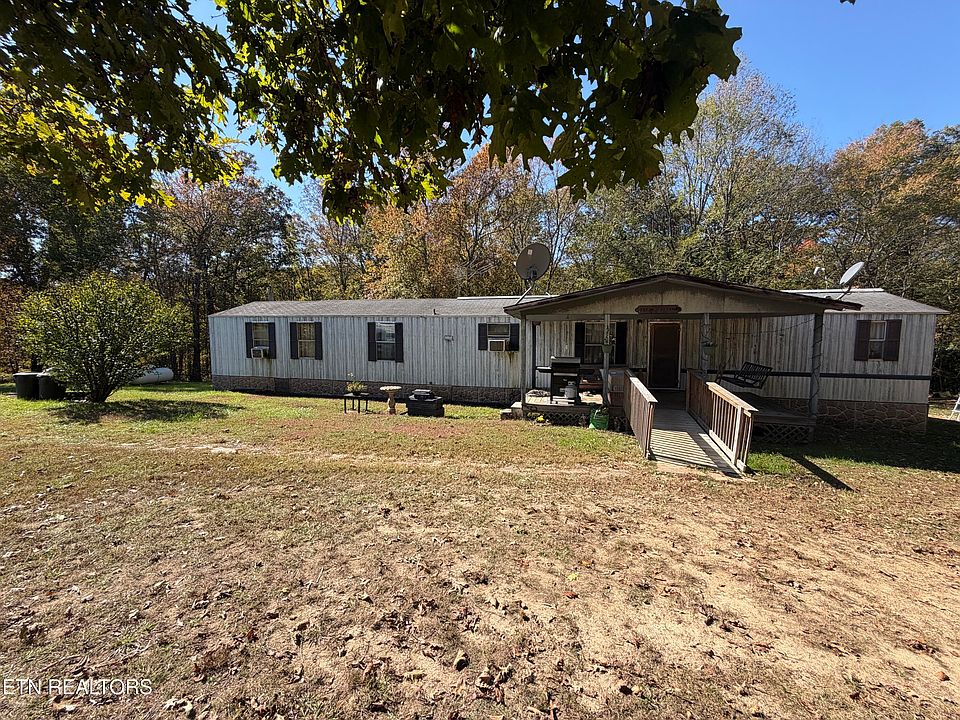 1st image of 825 Ridge Gap Rd