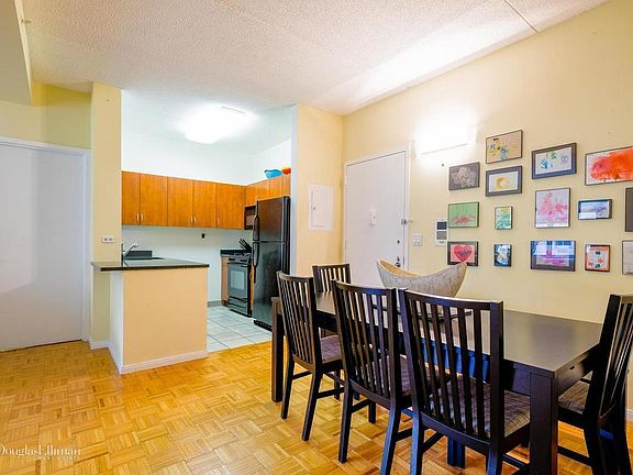 3rd image of 68 Bradhurst Ave APT 7A