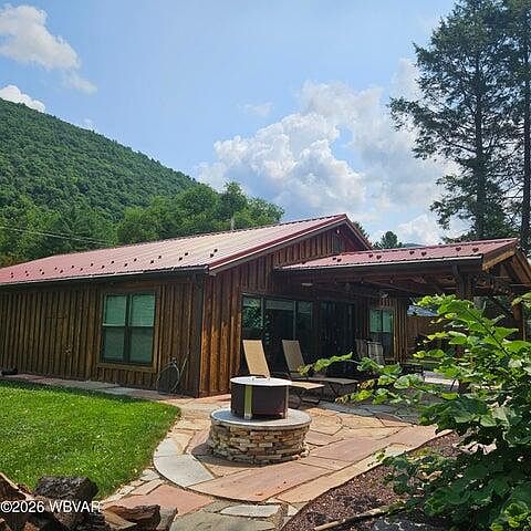 1st image of 137 Hocker Ln