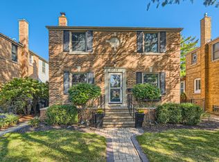 101 N Delphia Ave, Park Ridge, IL 60068