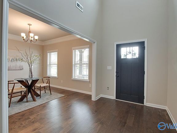 5th image of 1799 Stampede Cir SE