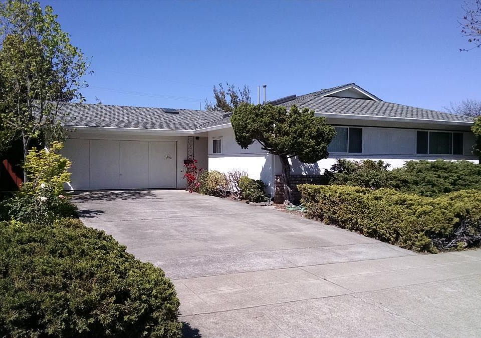 1st image of 1513 Flamingo Way