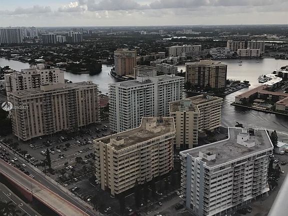 5th image of 4111 S Ocean Dr #3105