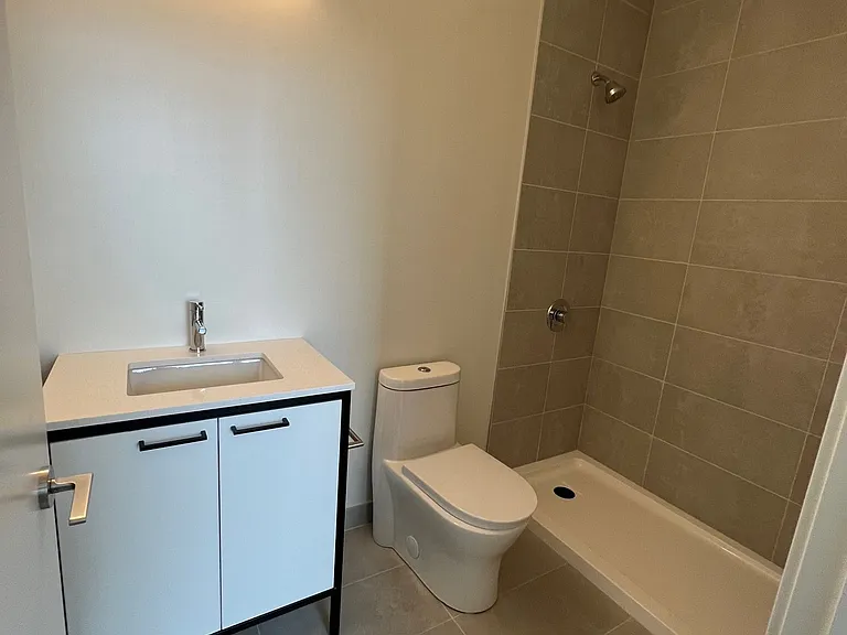 1808 Saint Clair Ave W #618 — Photo 14