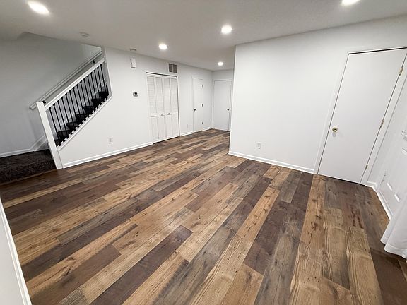 2nd image of 13517 Zenith Ln
