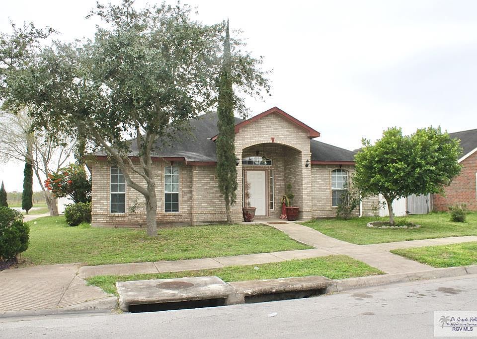 1st image of 3104 Aberdeen Dr