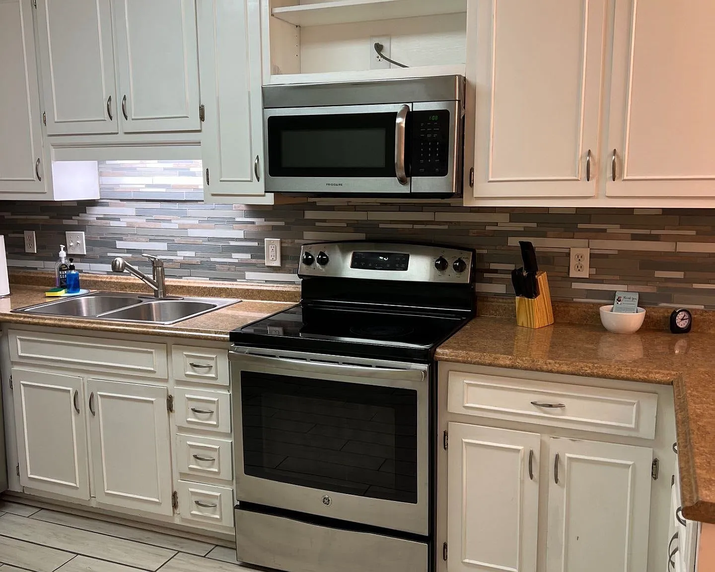 2 bed, 1150 sqft, $2,000 — Photo 3
