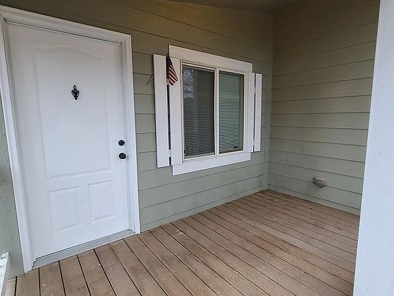 2nd image of 629 Water St