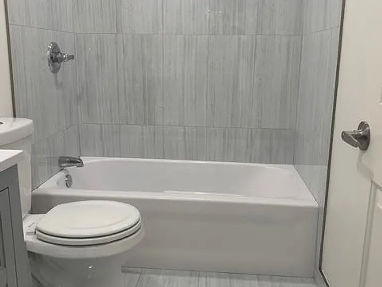 9105 Feather River Way — Photo 6