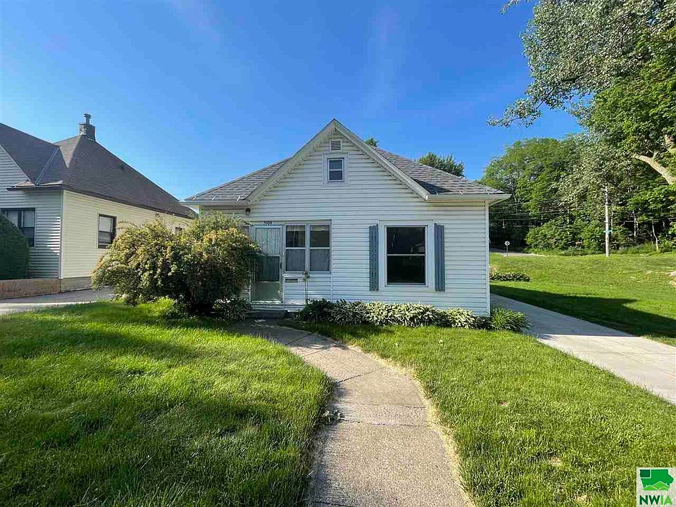 1st image of 3104 Orleans Ave