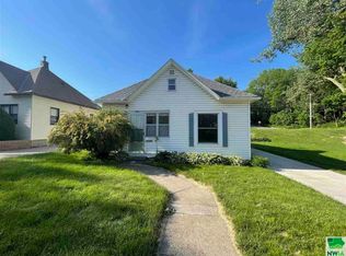 3104 Orleans Ave, Sioux City, IA 51106