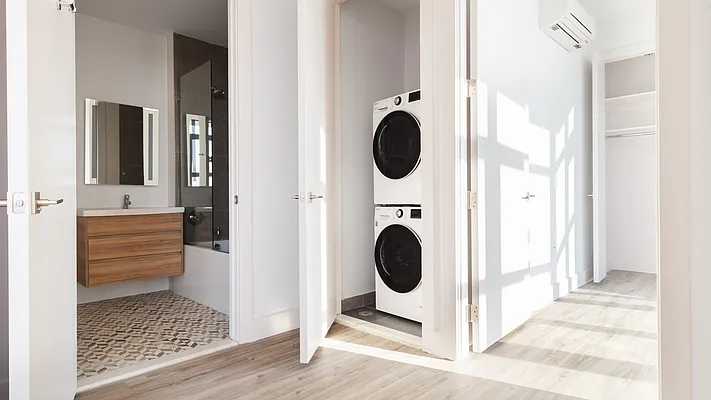 Rented by Nooklyn NYC LLC | media 39