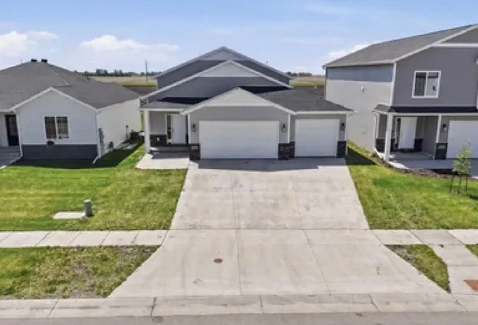 4 Bedroom | 2 Bathroom | 2,606 Sq. Ft. | Fargo, ND — Photo 2