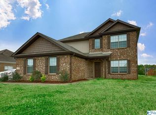 126 Meadow Ridge Dr, Hazel Green, AL 35750