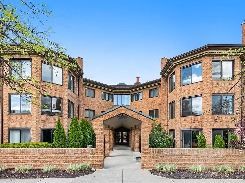 1st image of 2125 Nature Cove Ct APT 210