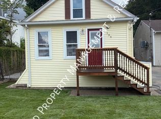 136 Transit St, Woonsocket, RI 02895