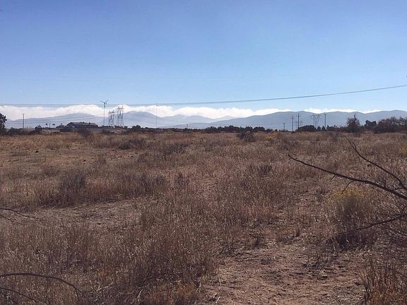 2nd image of Meadowlark Ave