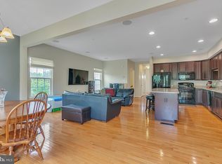 916 Hamner Aly, Phoenixville, PA 19460