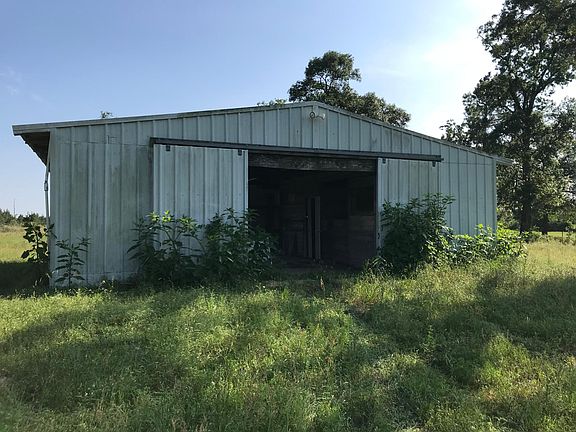 3rd image of 27540 Foxwood Dr