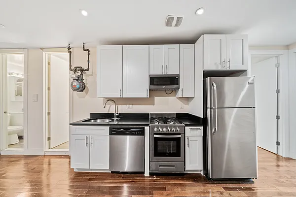 Rented by Vector New York, LLC | media 1