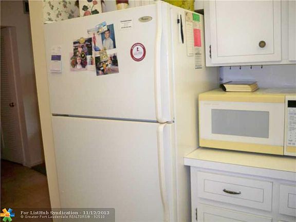 4th image of 2250 NE 66th St APT 1502