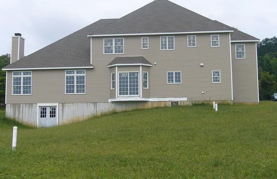 2nd image of 42 Schaaf Rd
