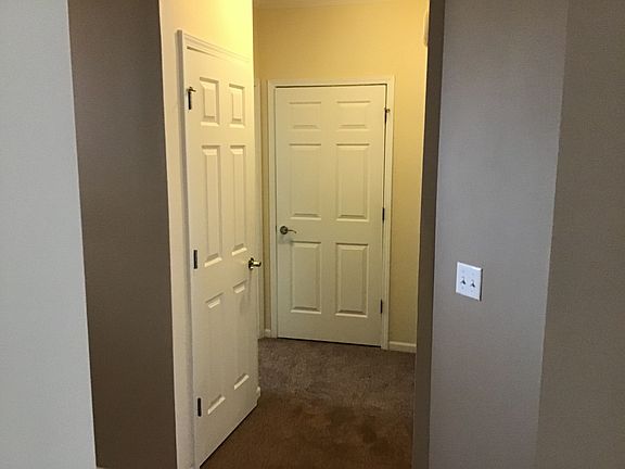 5th image of 3593 Eagle Creek Dr