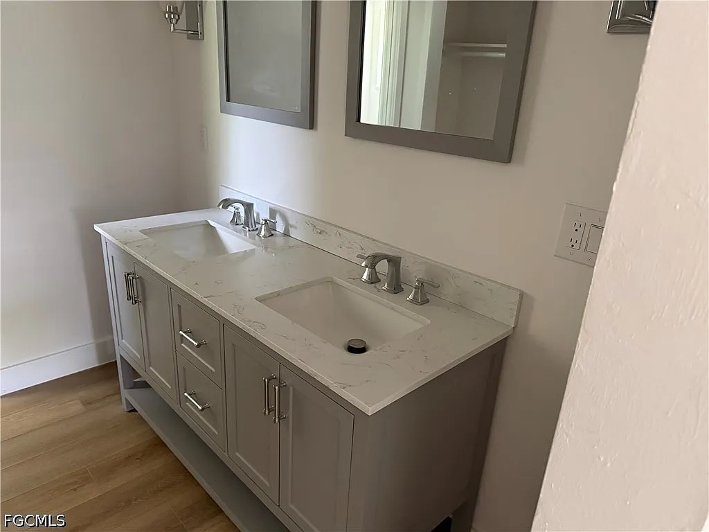 3 bed, 2.0 bath, 1754 sqft, $3,000 — Photo 4
