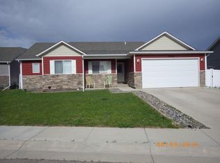 3708 Red Lodge Dr, Gillette, WY 82718