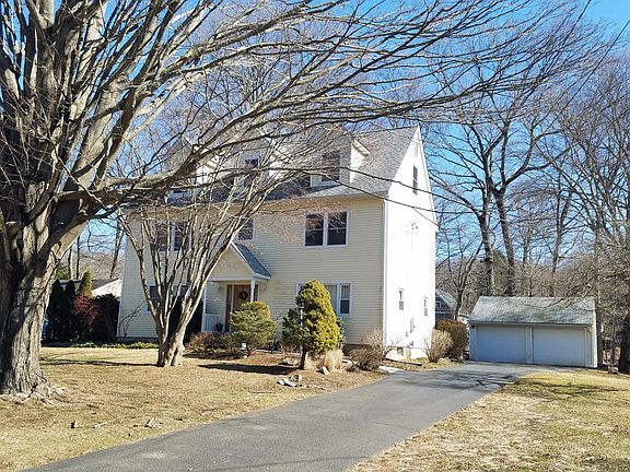 5th image of 367 Toll House Ln