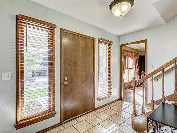 4th image of 3408 Choctaw Dr