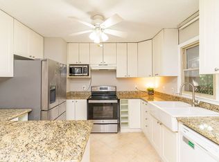 11133 Lakeshore Dr, Raleigh, NC 27613