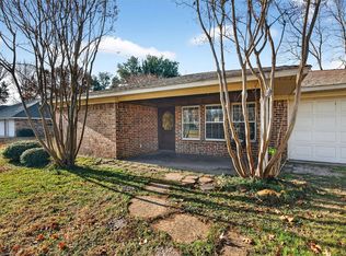 234 Navajo Trl W, Gainesville, TX 76240