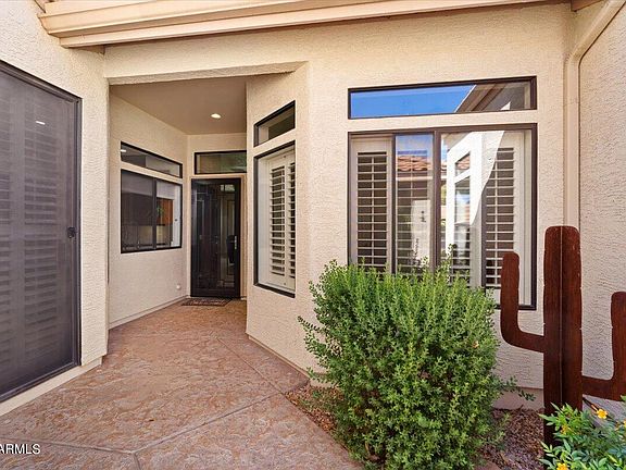2nd image of 1003 E MCNAIR Drive