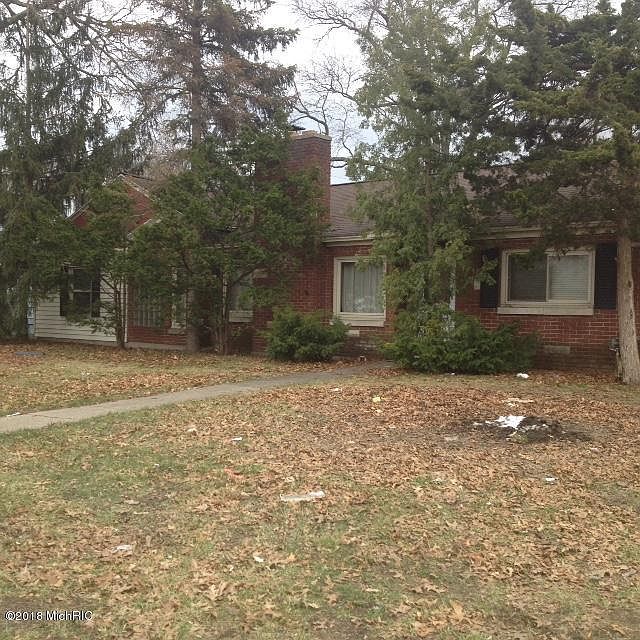 1st image of 999 E Apple Ave