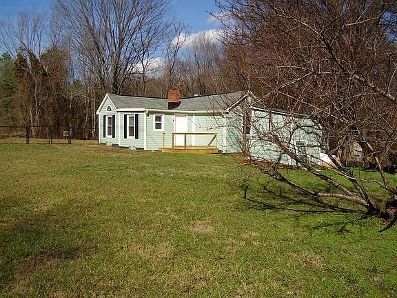 Huge Lot--more than 1/3 acre!