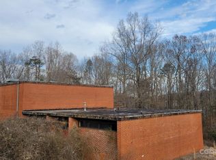 4262 Rhoney School Rd, Hickory, NC 28602