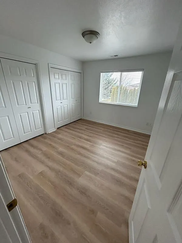 Country Lane Apartments — Photo 4
