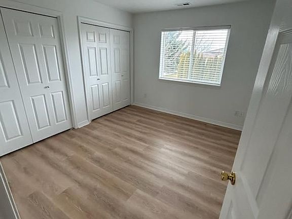 4th image of 3270-3282 E 1st St #2