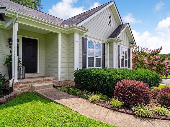4th image of 238 Brently Woods Dr